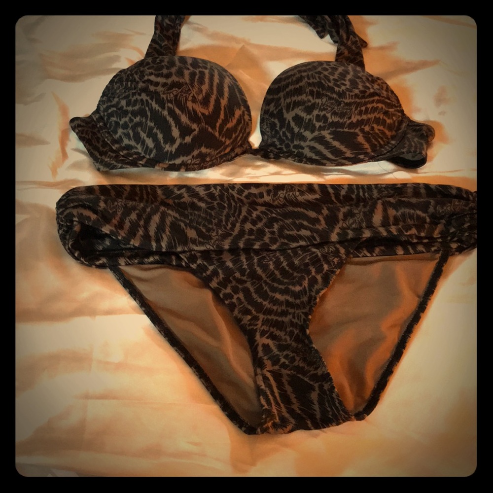 **Victoria’s Secret Push Up Bikini - Animal Print**